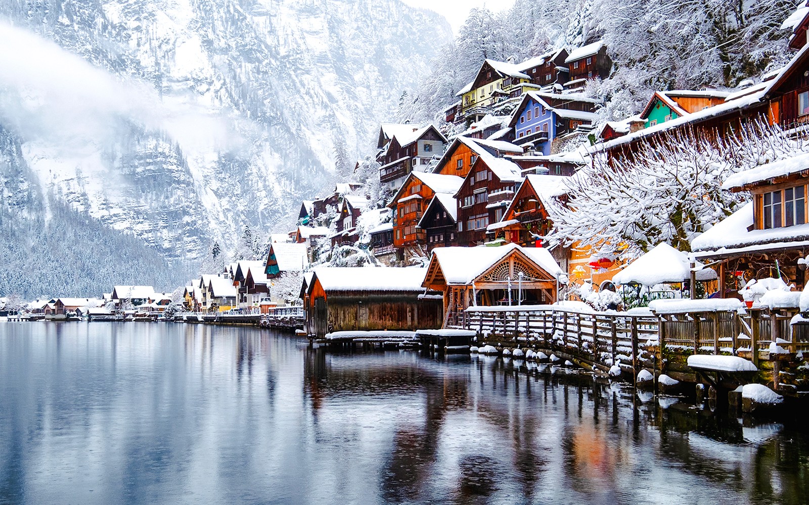 From Vienna: Hallstatt, Salzburg, Melk, Alps & Lakes Day Trip