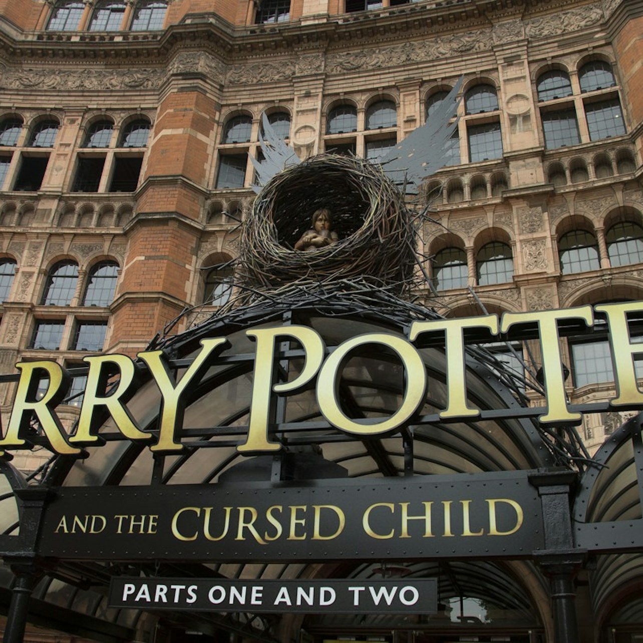 London: Harry Potter Film Sites Guided Walking Tour — gallery 4