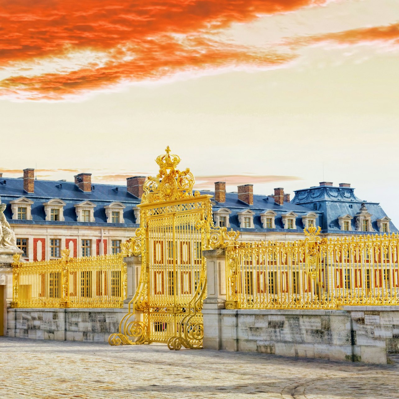 Palace of Versailles & Gardens: Trianon Estate + Guided Tour tickets at Palace of Versailles