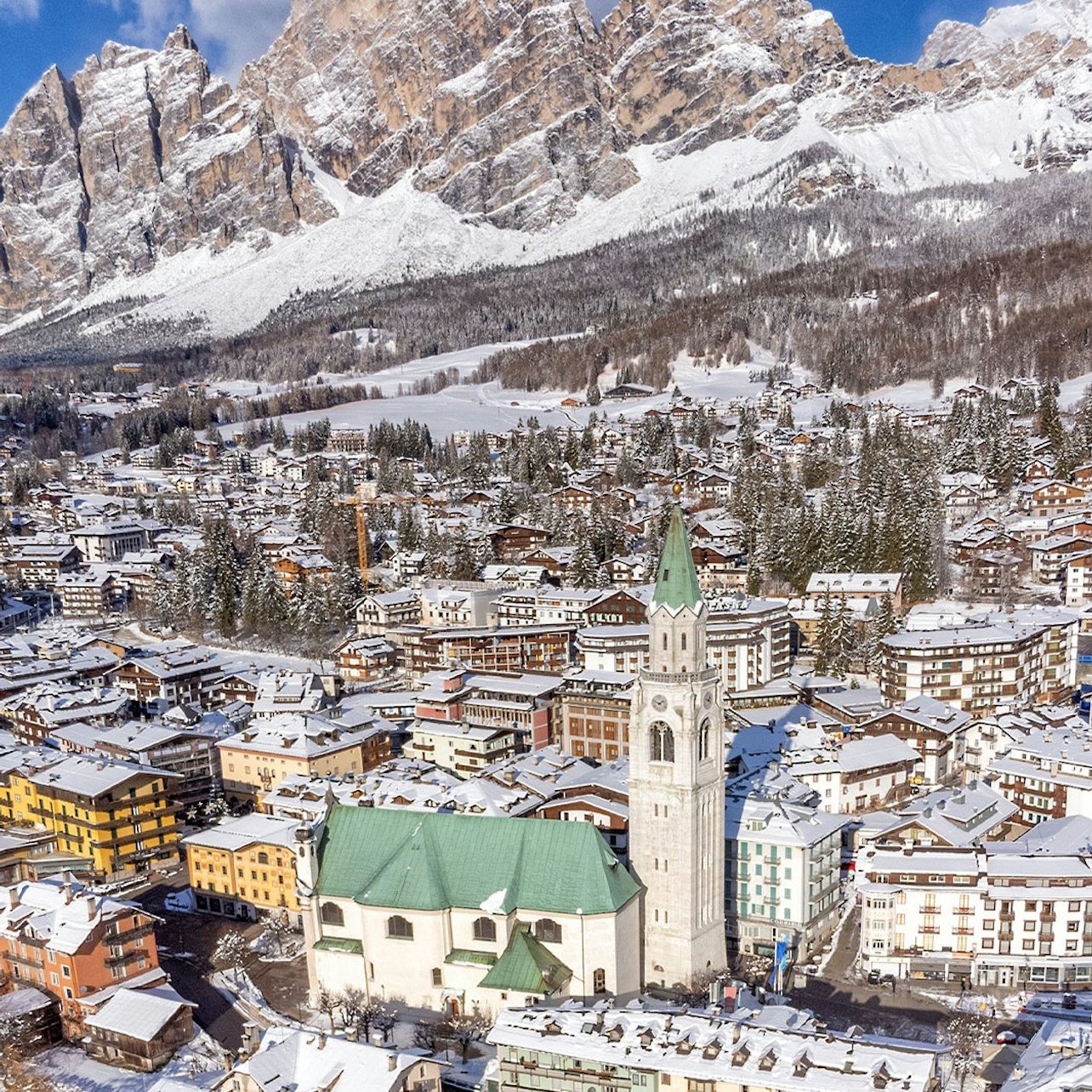 Venice: Private Transfer from City Center to Cortina — gallery 1