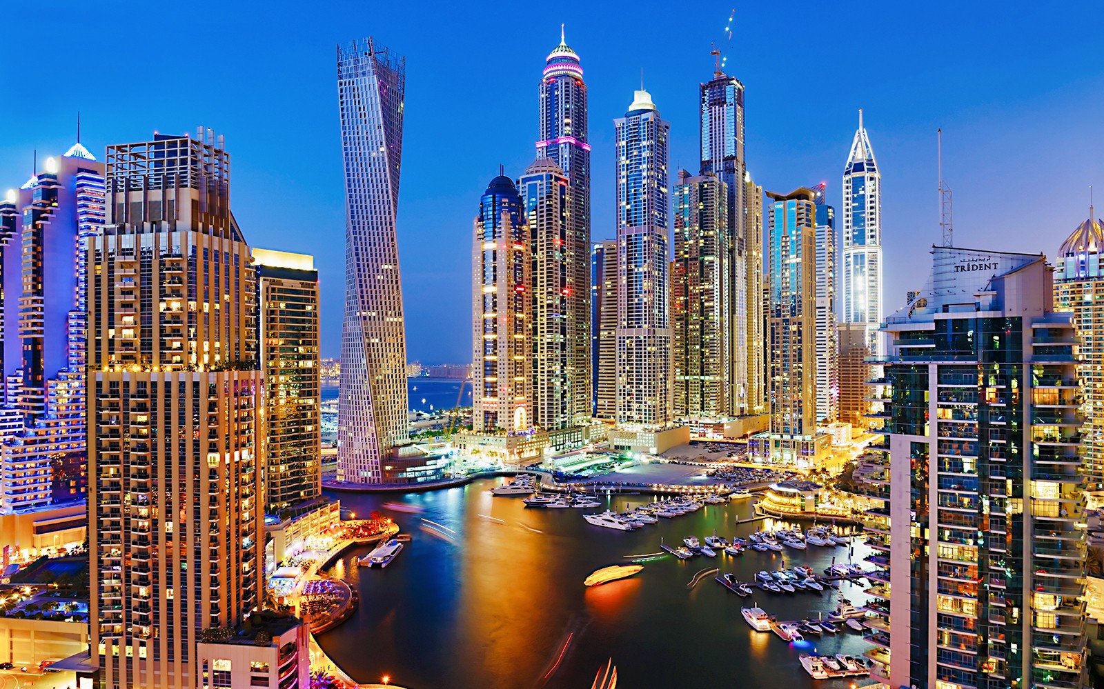 Dhow Cruise Dinner in Dubai Marina with Live Entertainment — gallery 1