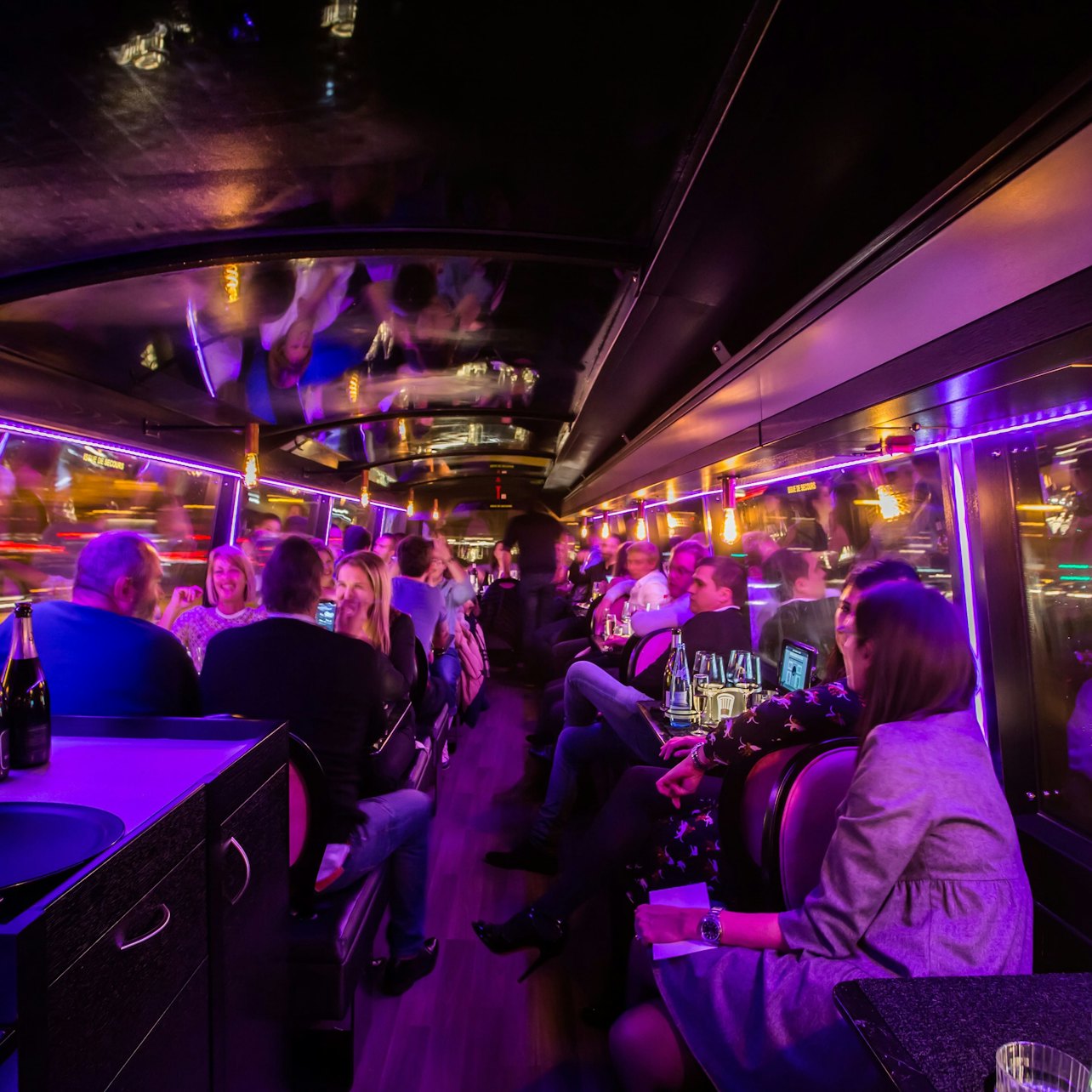 Bus Toqué Paris: 3-Course Dinner Tour visitor view at Paris Food Tours