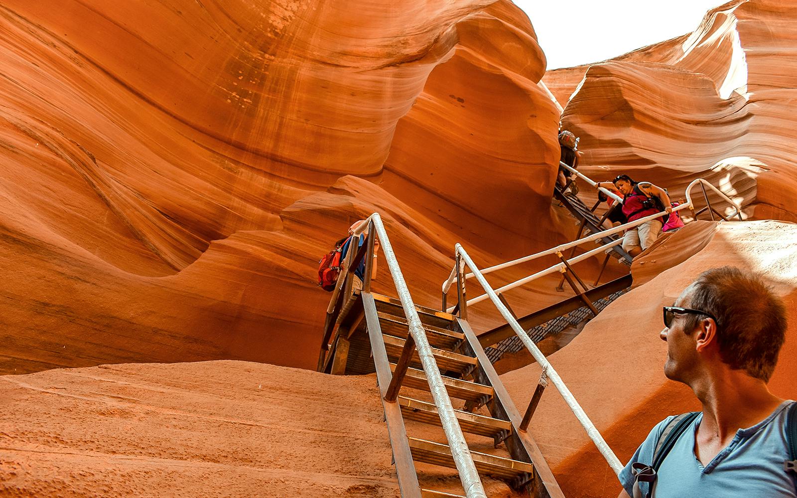 Lower Antelope Canyon Tour from Las Vegas — gallery view 4