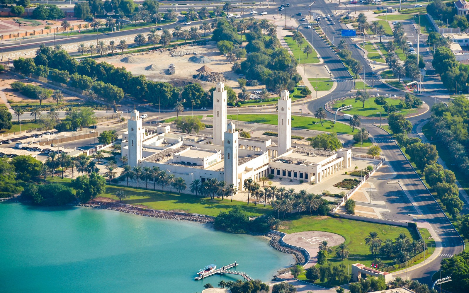 Abu Dhabi Helicopter Tour