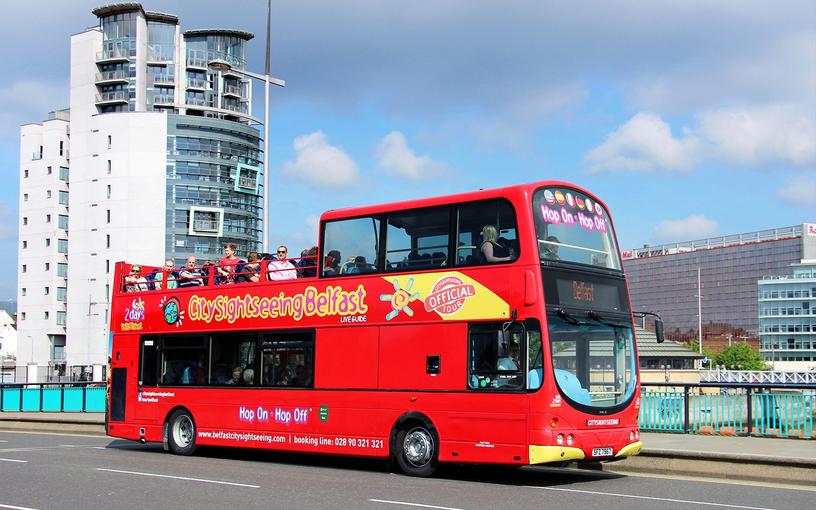 City Sightseeing: Belfast Hop-on Hop-off Bus Tour — gallery 1