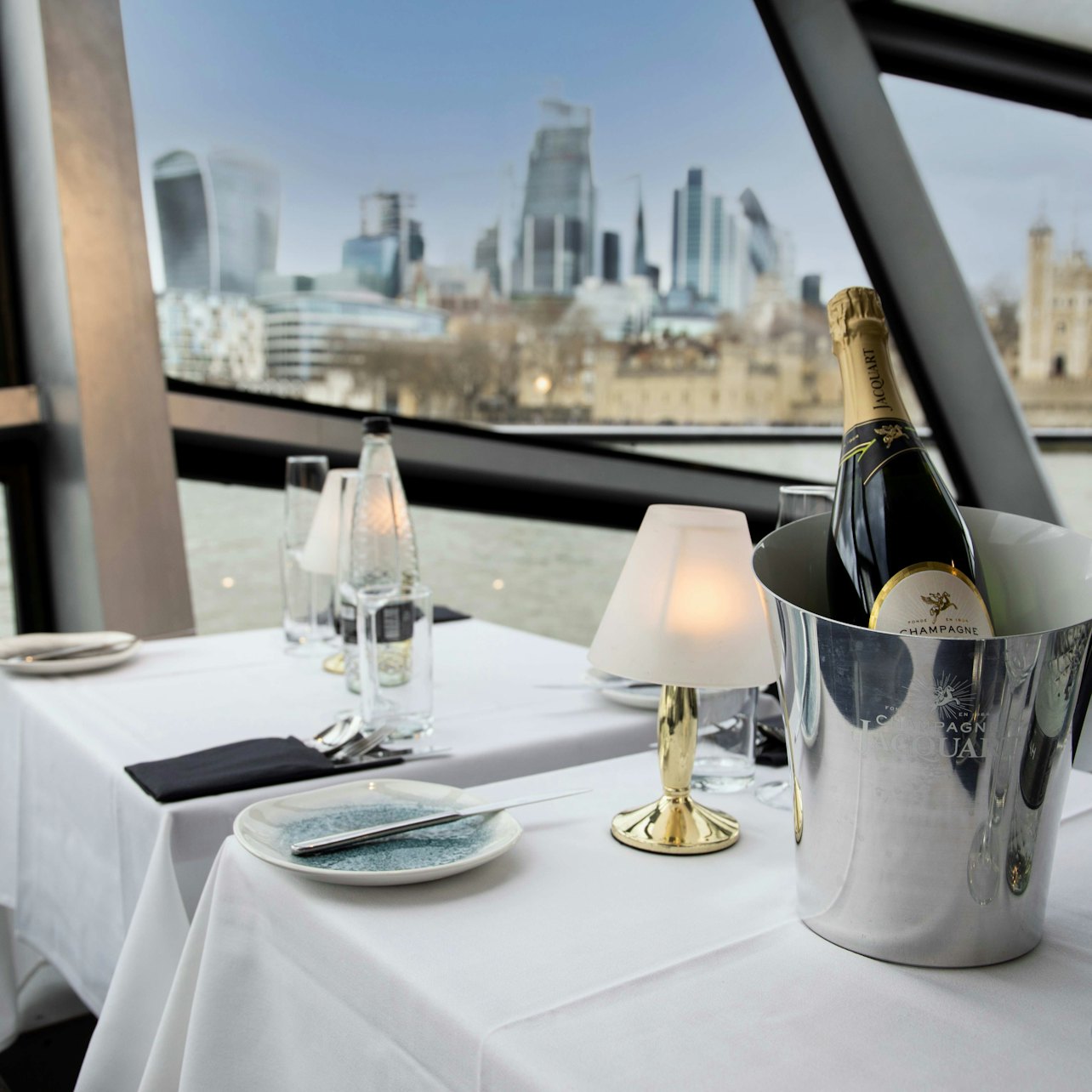 London: Thames Dinner Cruise + Live Music — gallery 2