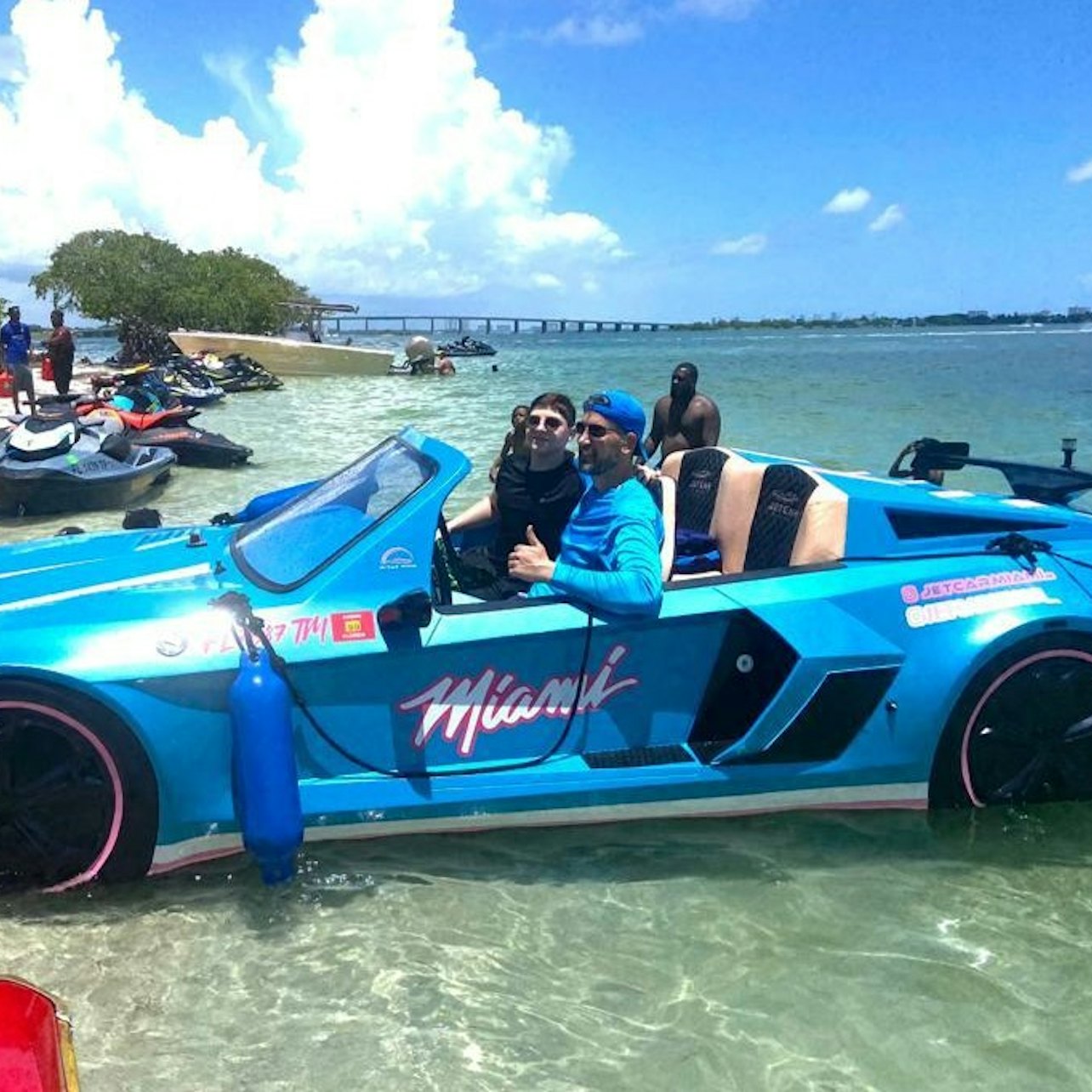 Miami: Jet Car Rental