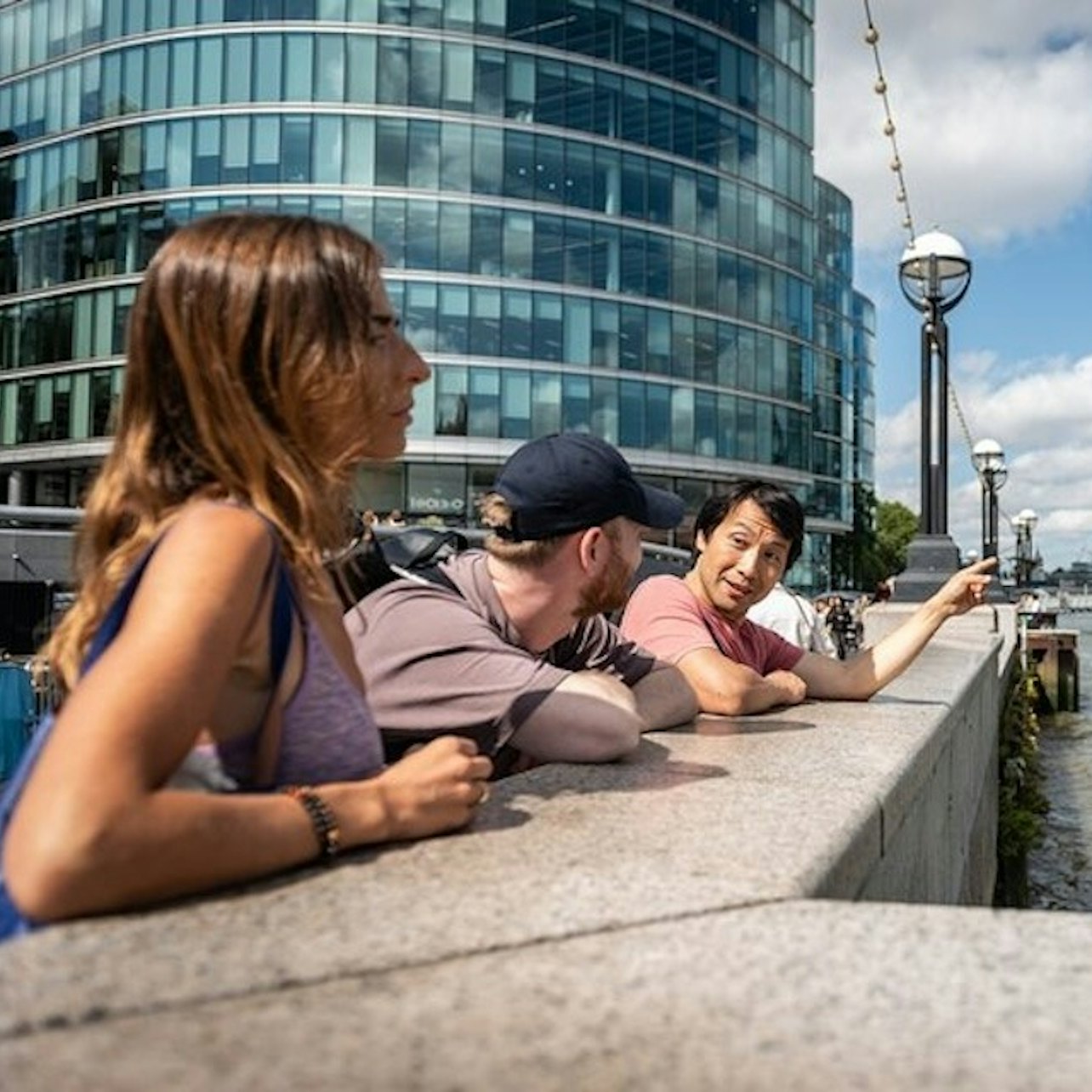 London: Westminster Guided Walking Tour + Thames River Cruise + The Shard Entry — gallery 1