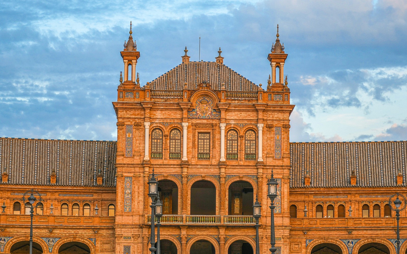 2-Hour Guided Tour of María Luisa Park and Spain Square