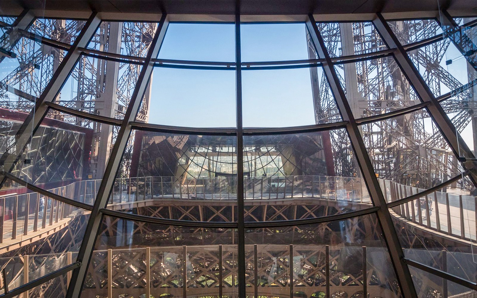 Lunch at Eiffel Tower's Madame Brasserie — gallery 2