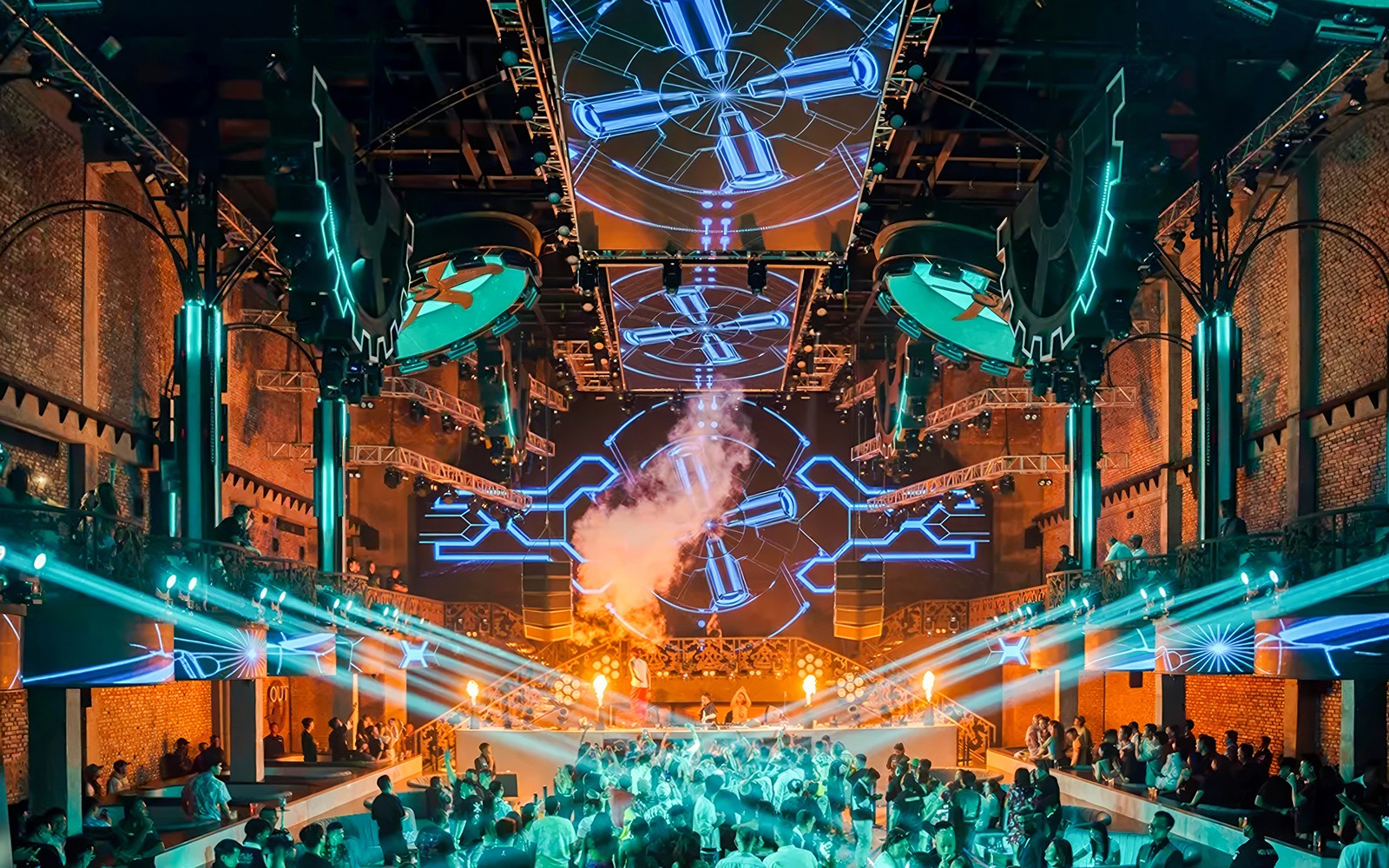 Atlas Night Party Super Club: Free Entry for Women — gallery 1