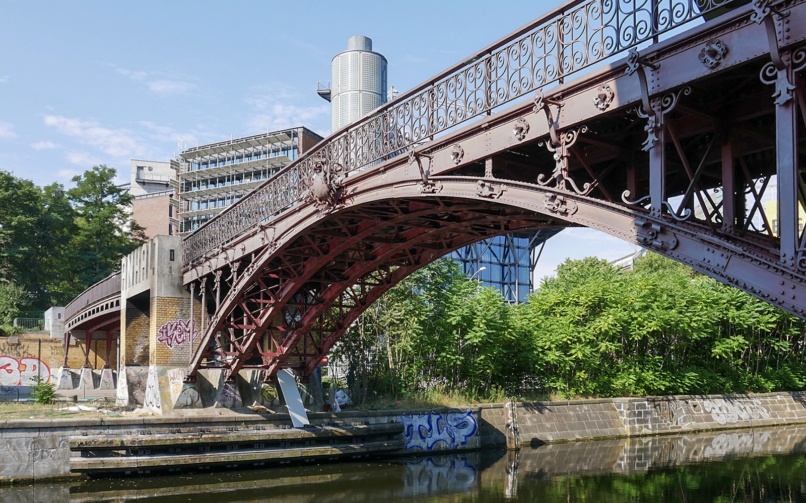 3.25-Hour Spree & Landwehrkanal Boat Tour — gallery 2
