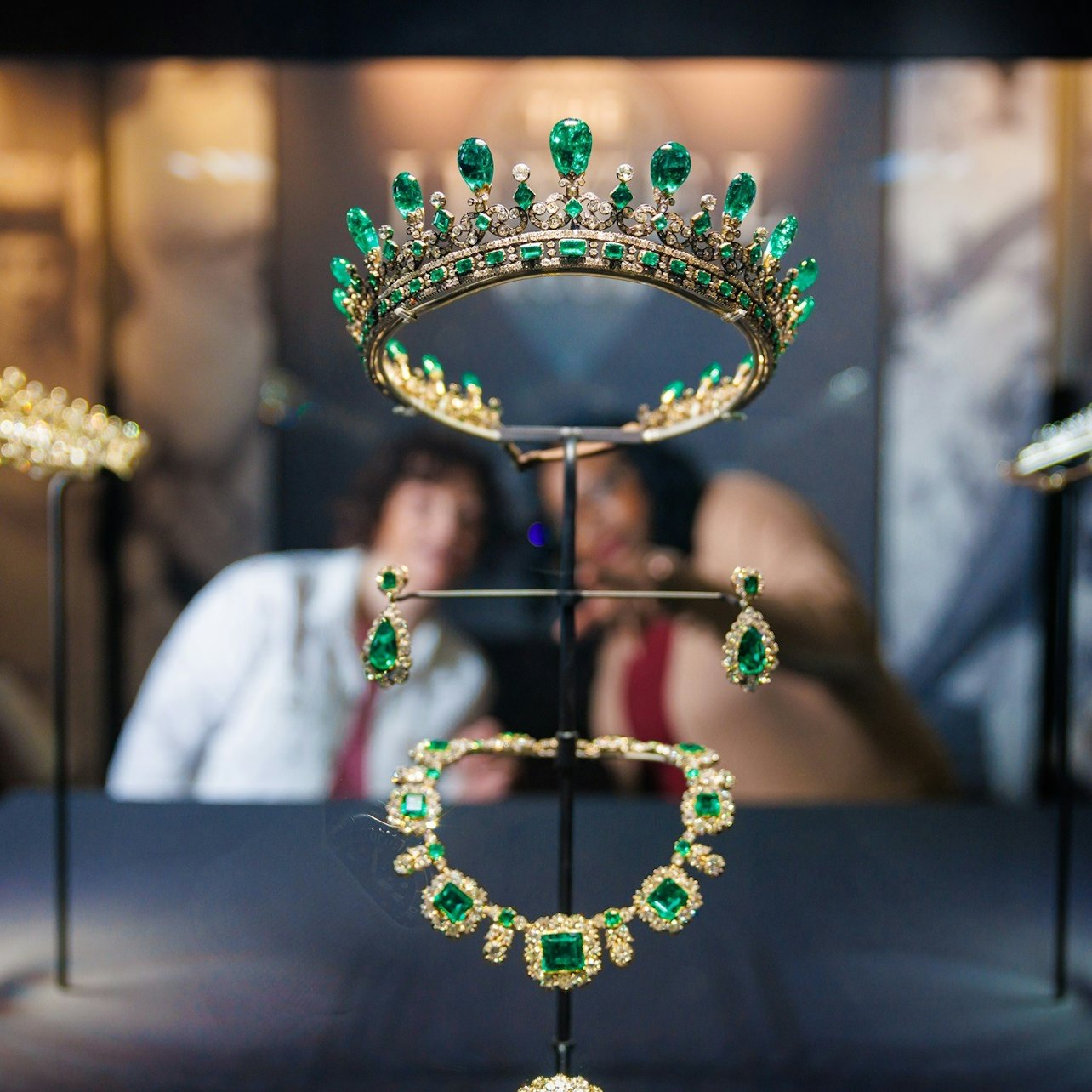 London: Guided Walking Tour + Changing of the Guard + Kensington Palace Entry — gallery 3