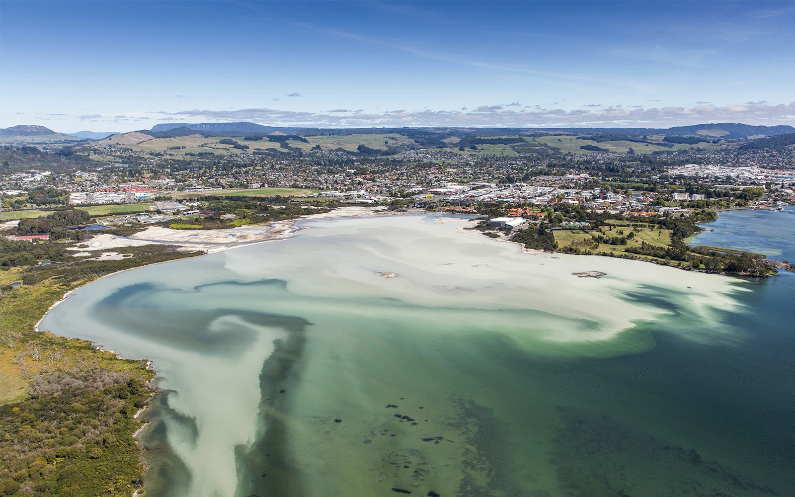 85 Mins White Island and Mount Tarawera Floatplane Tour — gallery 3