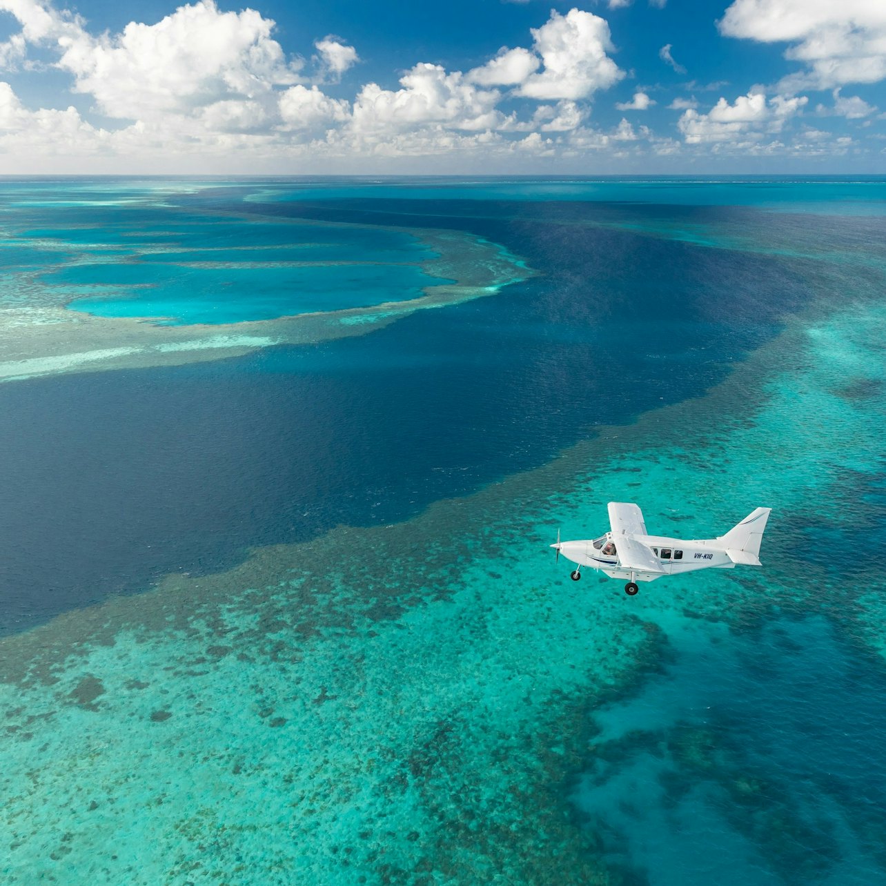 60-Minute Whitsundays Scenic Flight