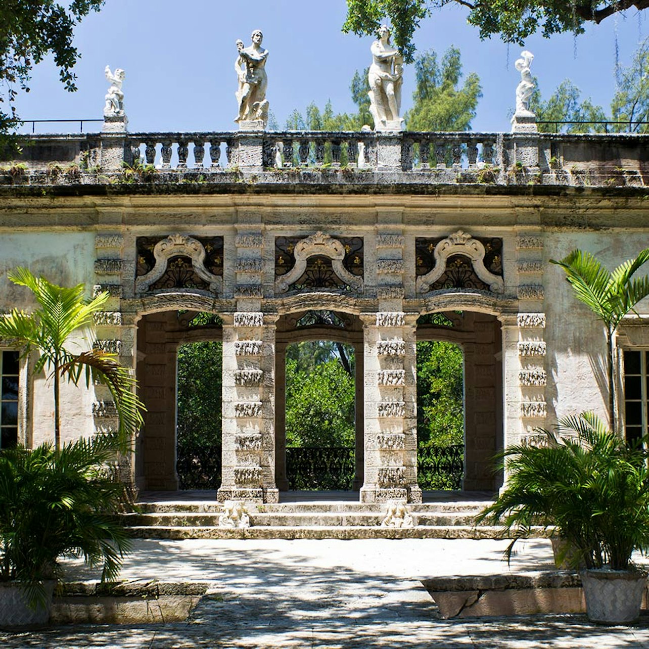 Vizcaya Museum & Gardens: Entry Ticket + Transport