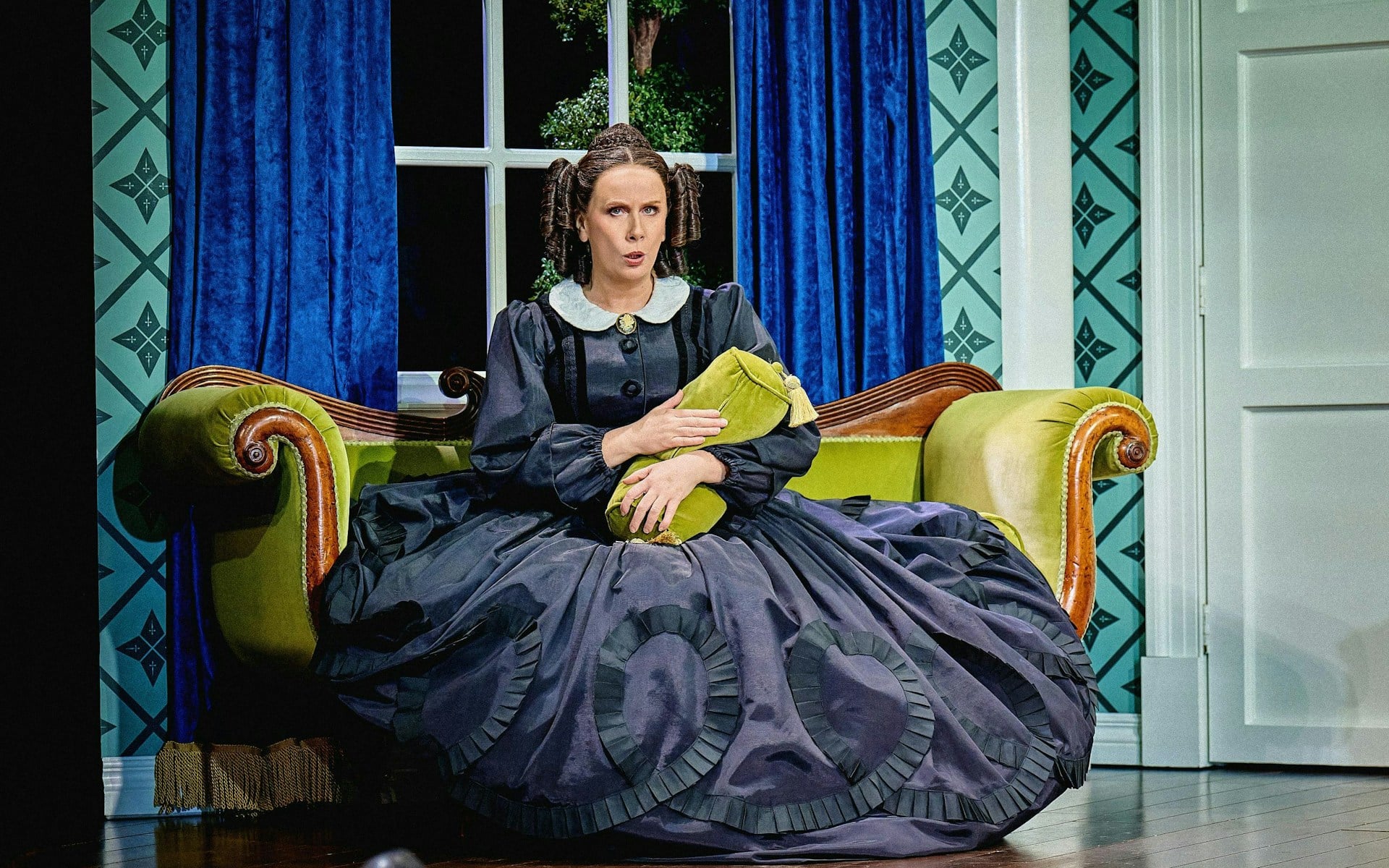 Oh, Mary! — photo 3