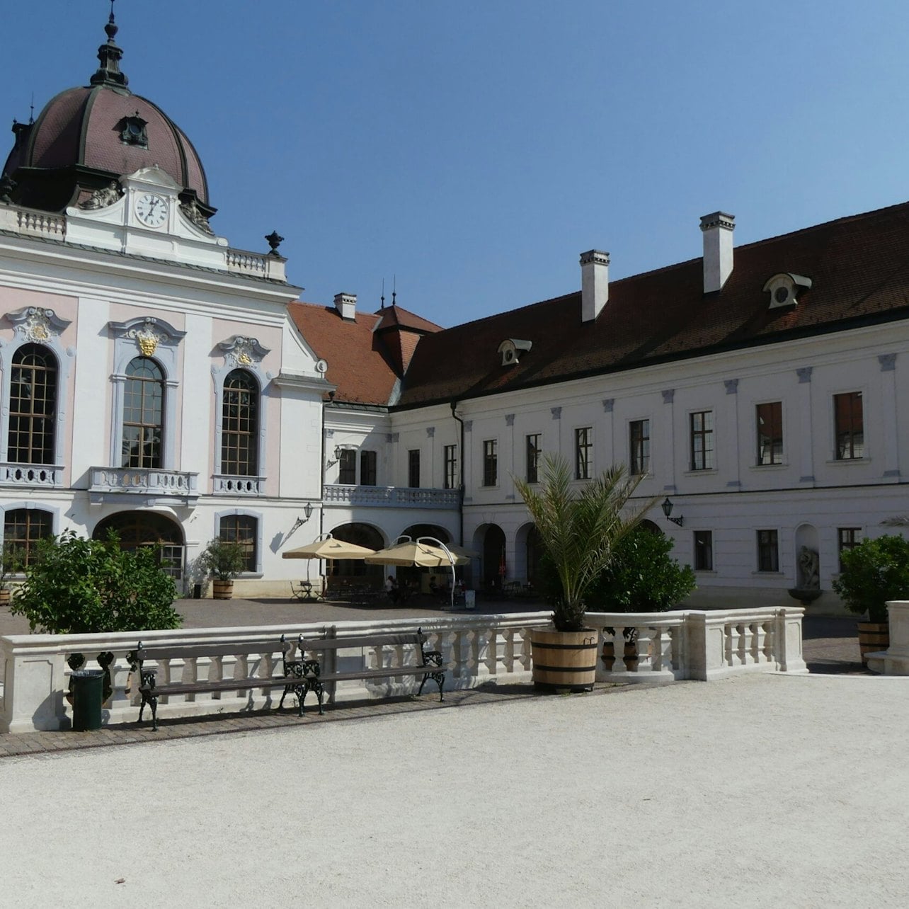Sisi's Gödöllő Palace: Guided Tour from Budapest