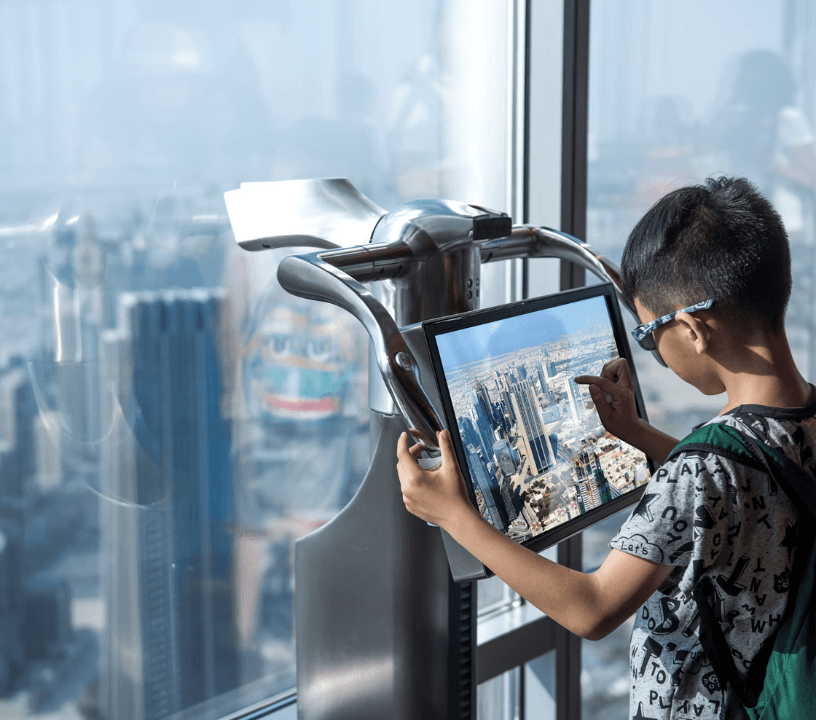 Burj Khalifa: Floors 124 & 125