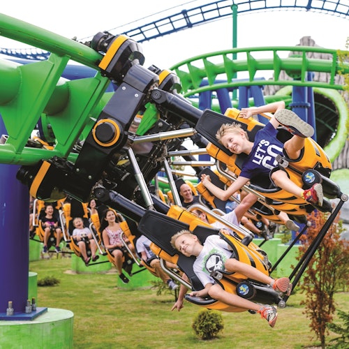 Energylandia: Full-Access Ticket + Roundtrip Transport from Krakow