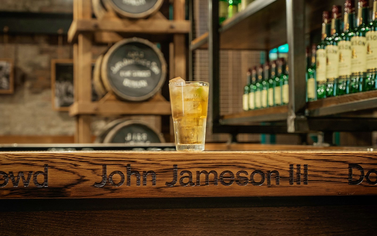 Dublin: Jameson Distillery Guided Tour with Tasting & Signature Cocktail
