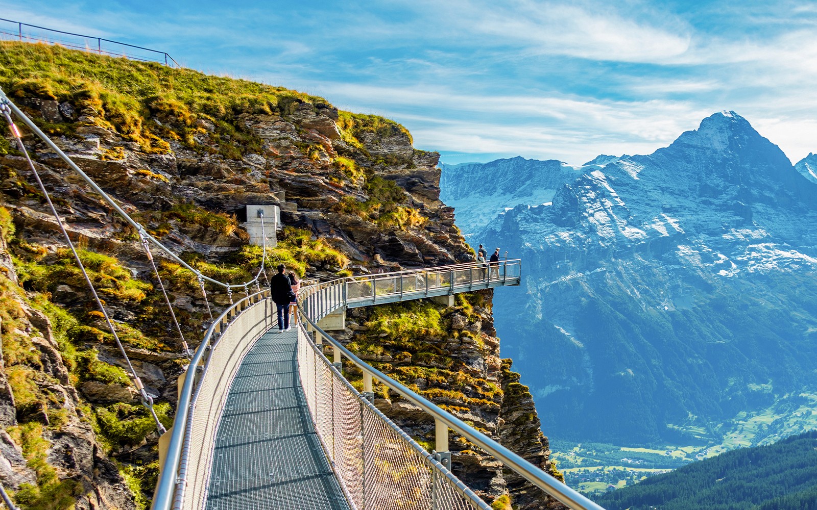 From Zürich: Grindelwald, Interlaken & Lauterbrunnen Day Trip