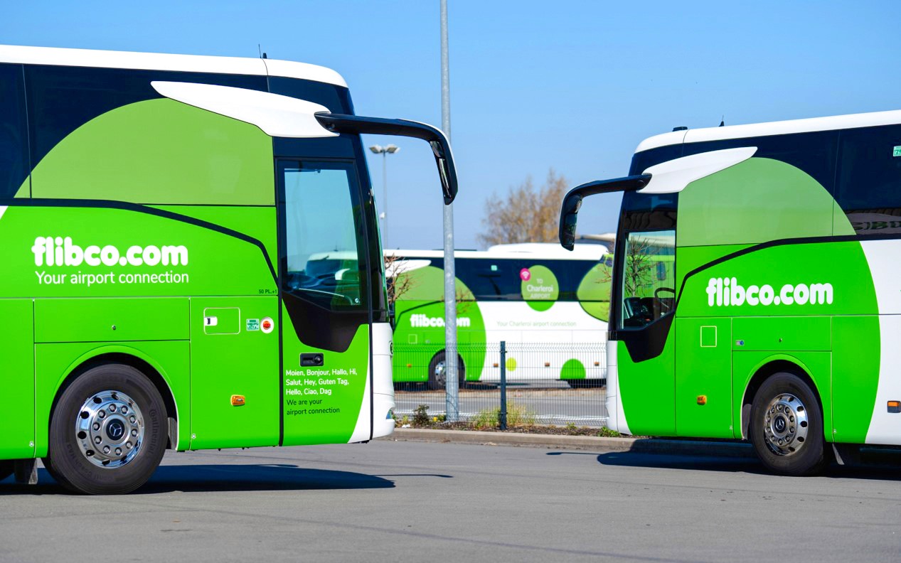 Bus Transfer: Flibco Transfers Between London Stansted Airport & London City