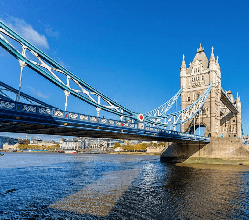 Thames River Lunch Cruise with 2-Course Meal, Coffee & Tea