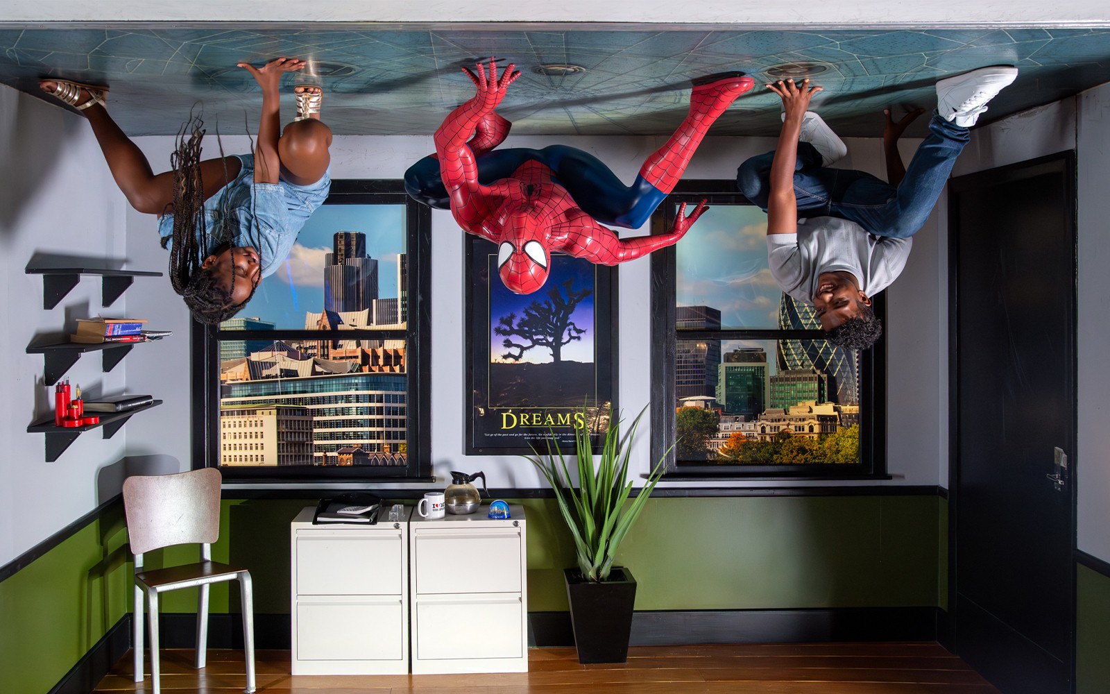 Madame Tussauds London Fast-Track Tickets — mobile