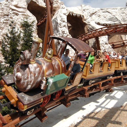 Gardaland Amusement Park: Fast Track Ticket