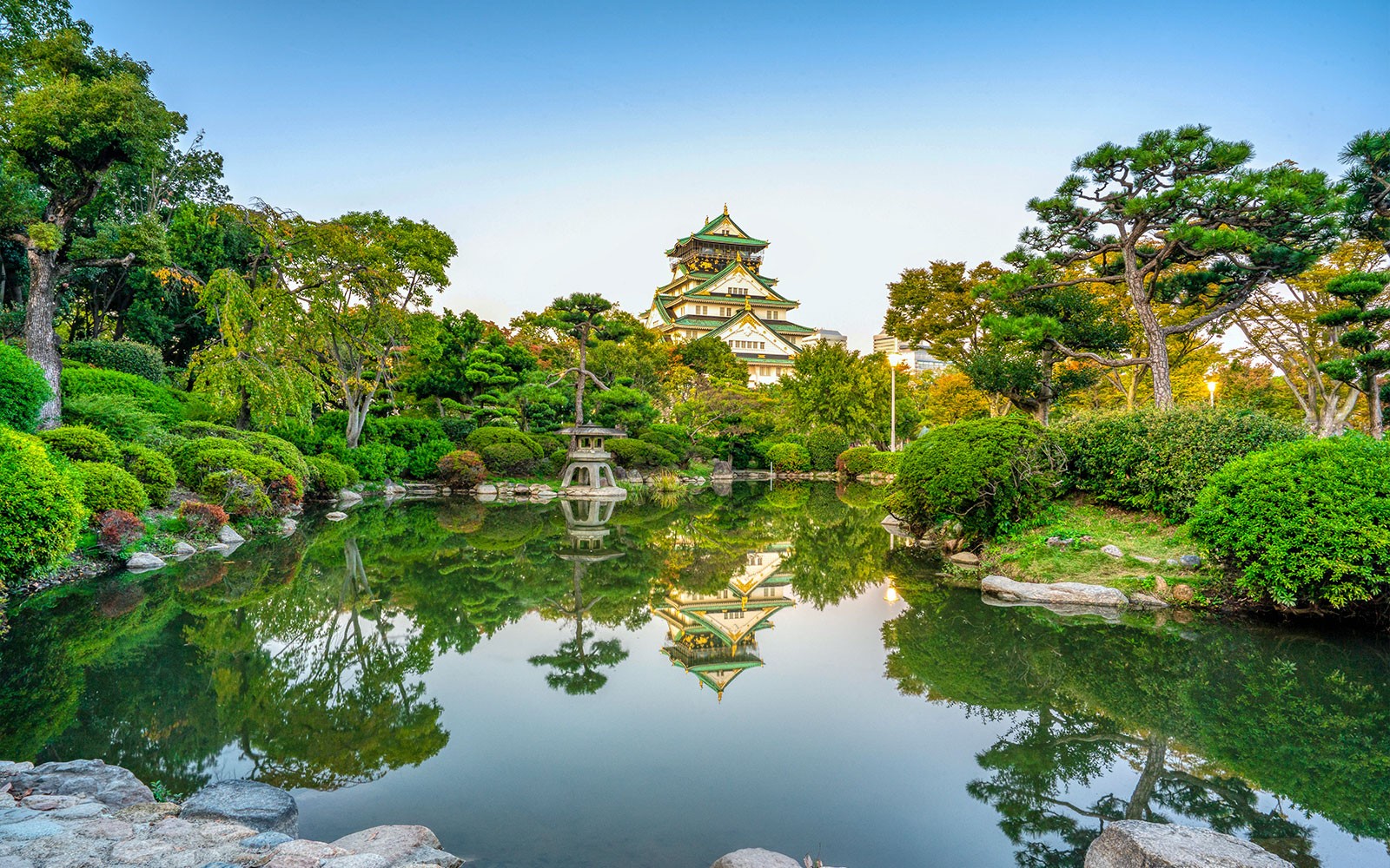 Osaka Amazing Pass: Osaka Castle, Umeda Sky Building, River Cruise + Unlimited Metro