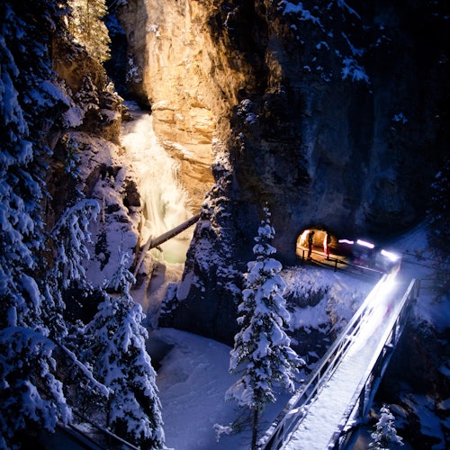 Johnston Canyon Evening Icewalk — gallery 1
