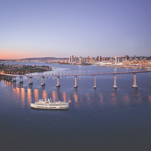 San Diego: 3-Course Dinner Cruise