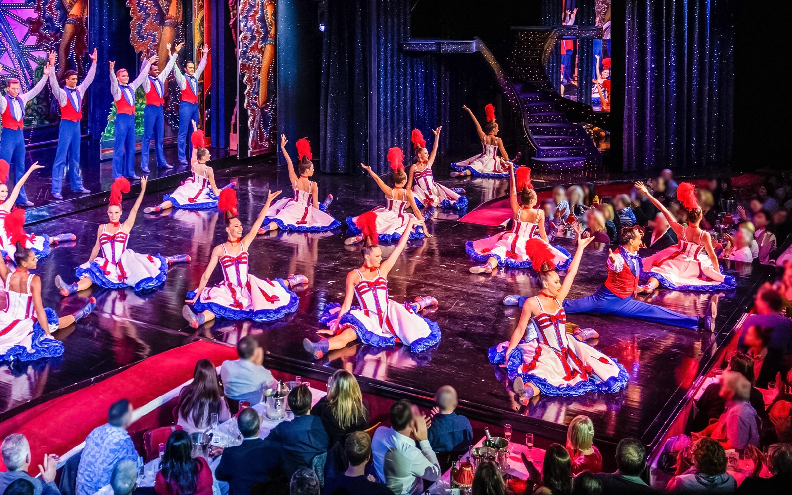 Seine River Cruise & Moulin Rouge Show with Champagne and Return Transfers