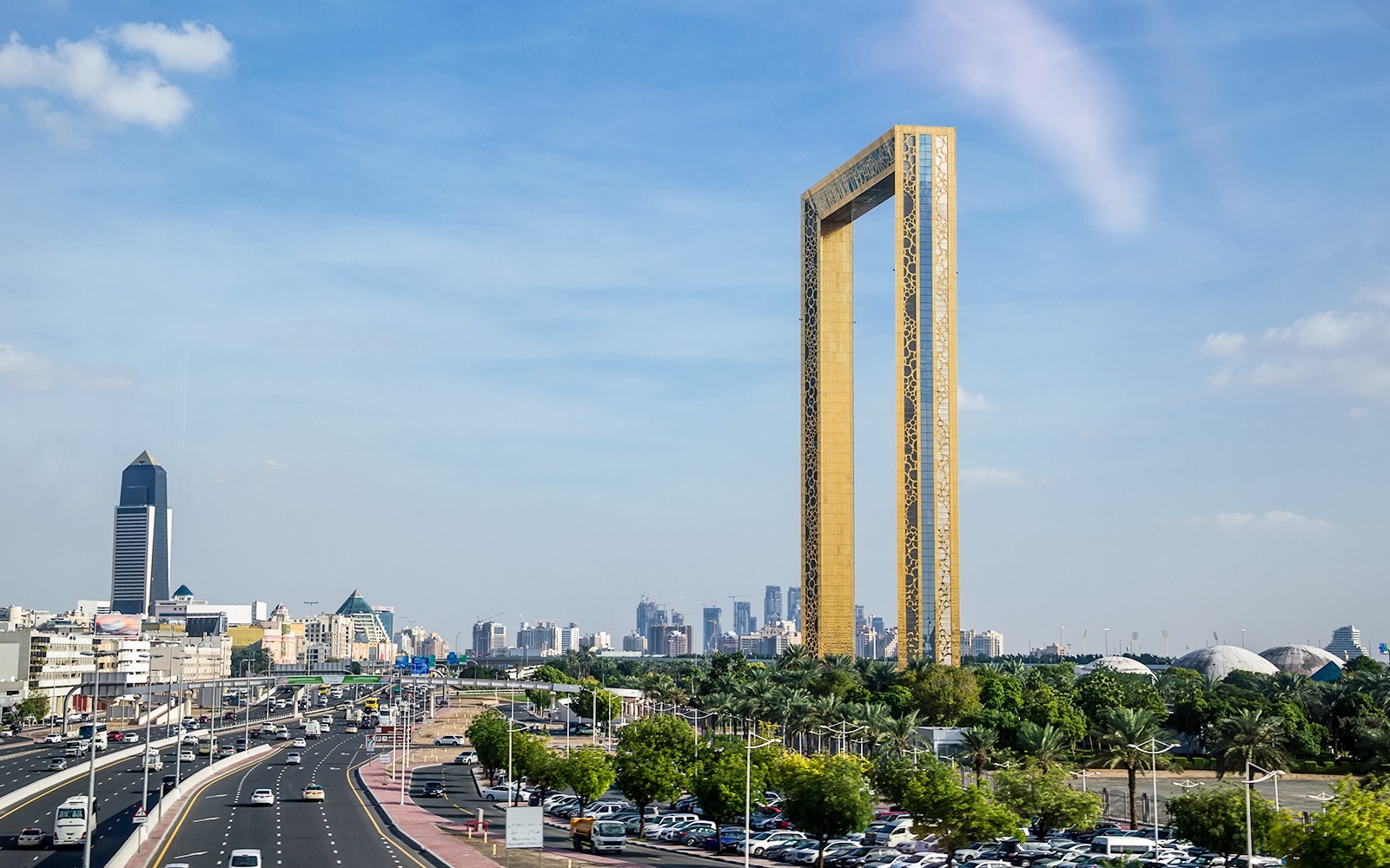 Private Transfers from/to Dubai Airport (DXB)