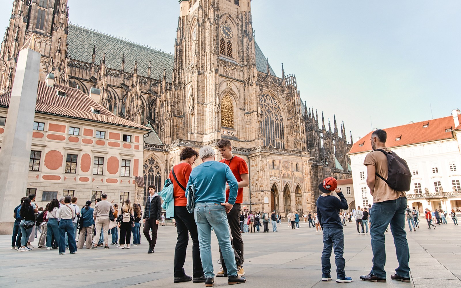 6-Hr Guided Tour of Prague Old Town, Vltava River Cruise & Prague Castle Sightseeing with Lunch — gallery 1
