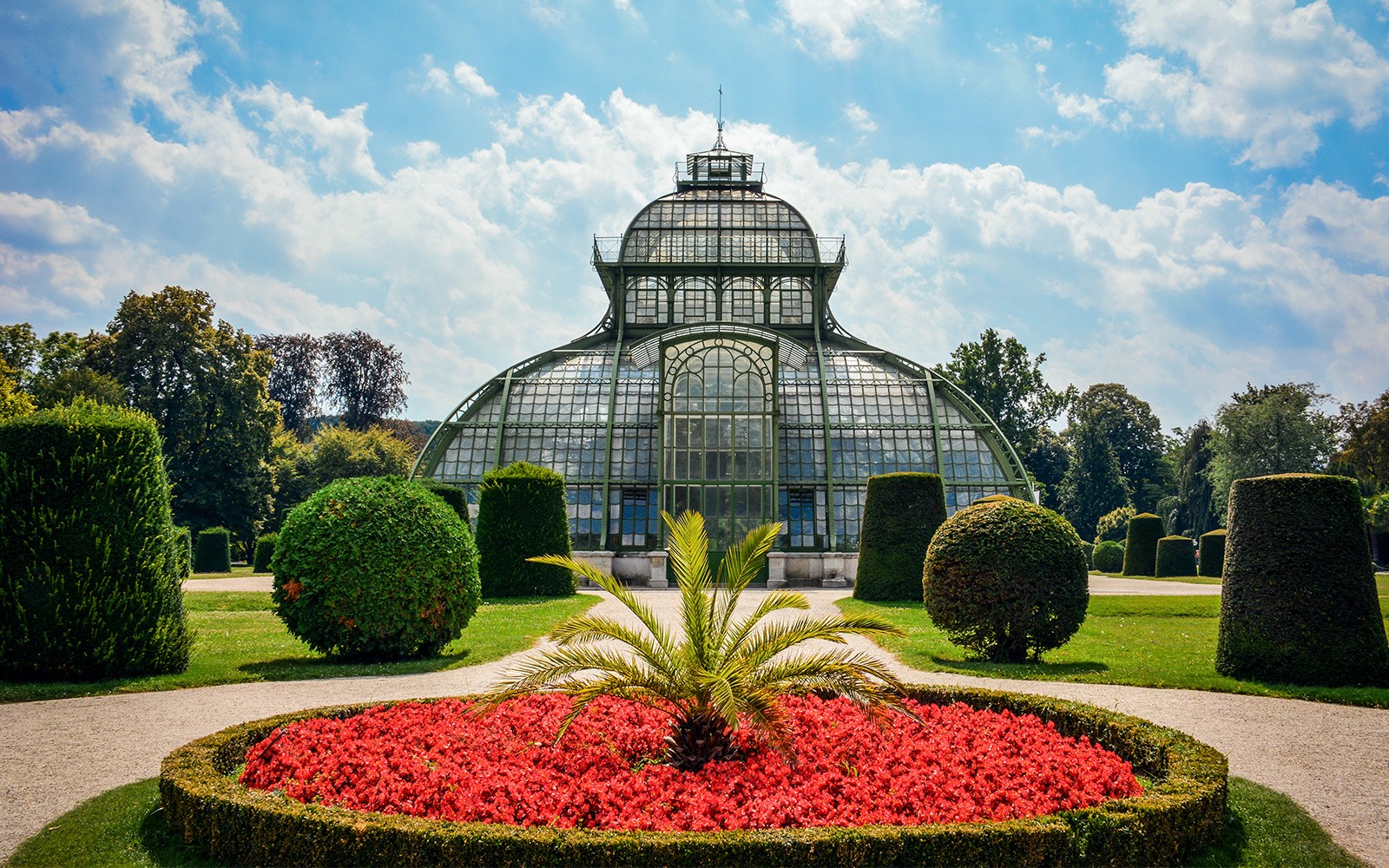 Schönbrunn Palace & Gardens Small-Group Skip-the-Line Guided Tour — gallery 1