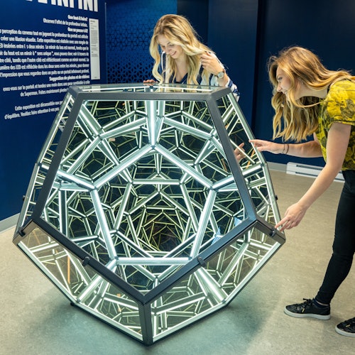 Museum of Illusions Montréal: Entry Ticket — gallery 4