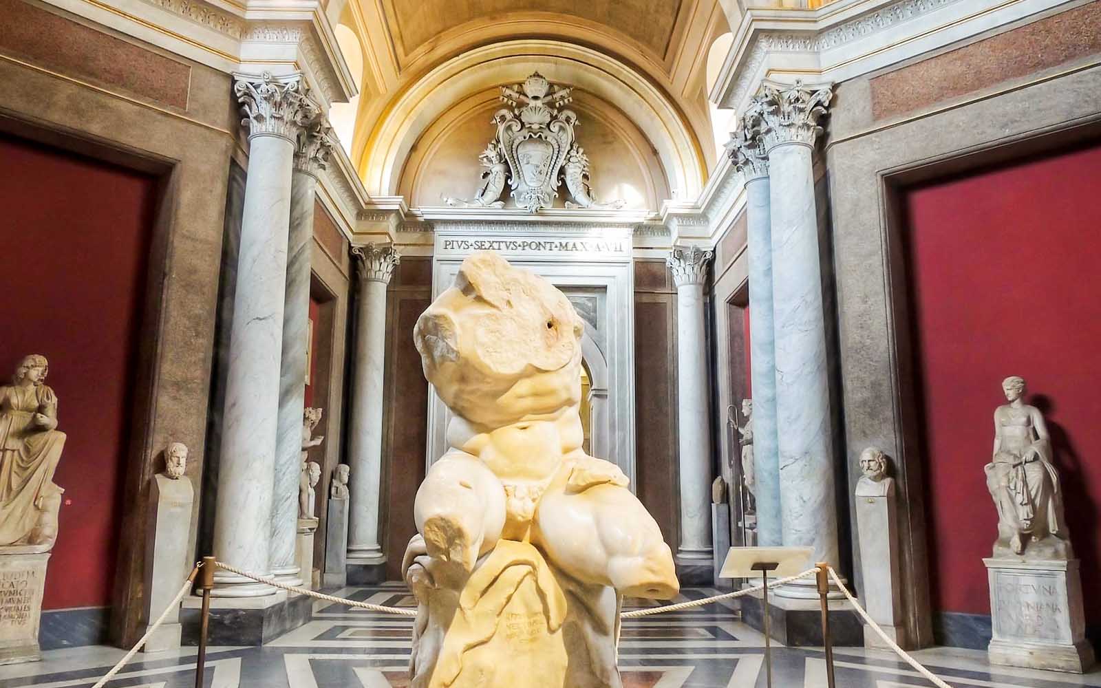 Vatican Museums & Sistine Chapel Guided Tour with St. Peter's Basilica