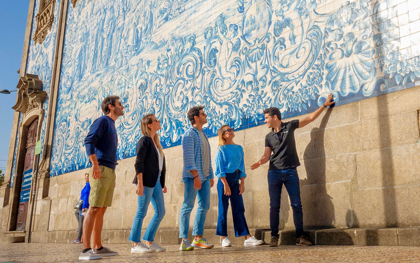 Porto Guided Walking Tour: Lello Library, Douro River Cruise & Cable Car — gallery 1