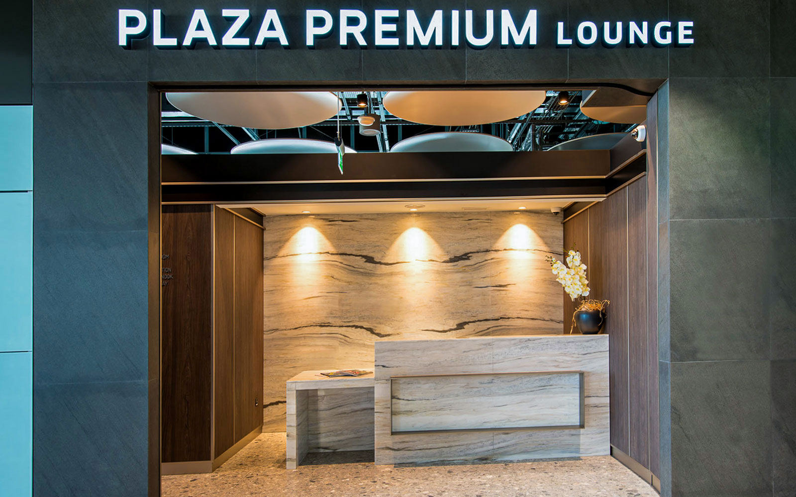 London Heathrow Airport T5: Plaza Premium Lounge Access