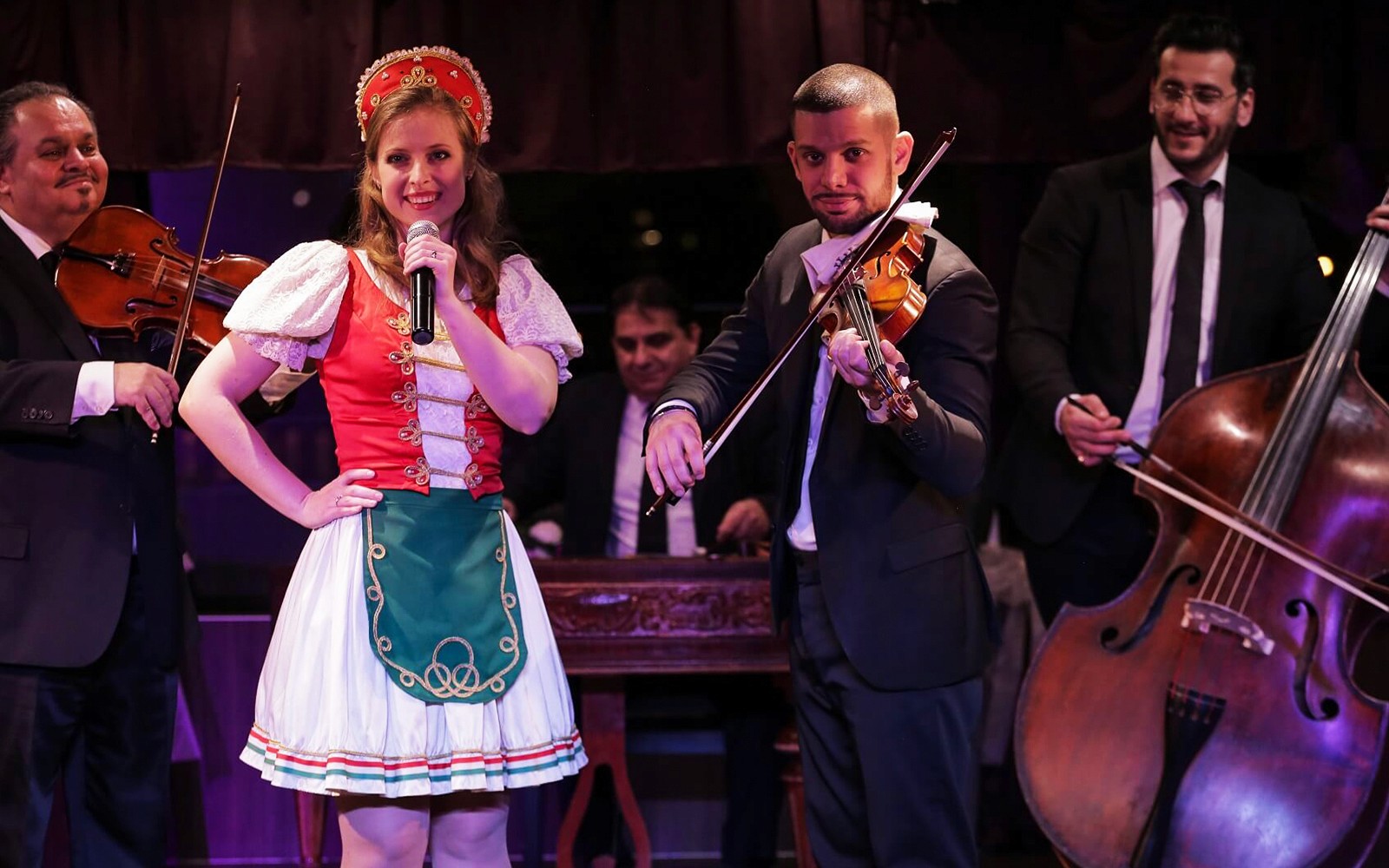 Budapest Dinner Cruise with Folklore Show — gallery 1