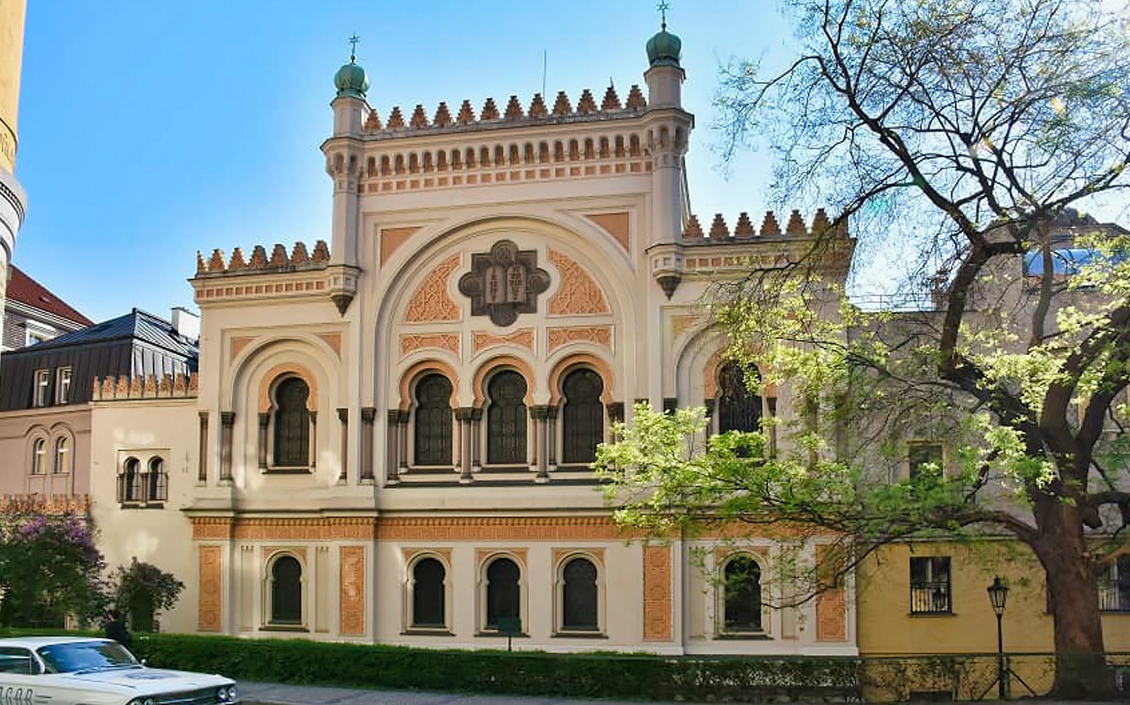 Jewish Quarter Escorted Skip-the-Line Tickets & Optional Audio Guide — gallery 1