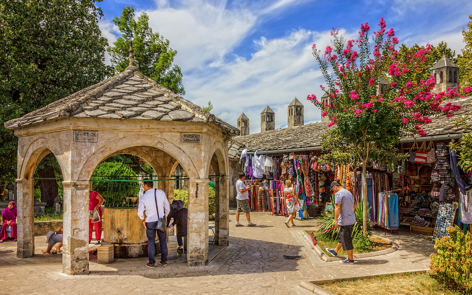 From Dubrovnik: Kravica Waterfalls, Mostar & Pocitelj Day Trip