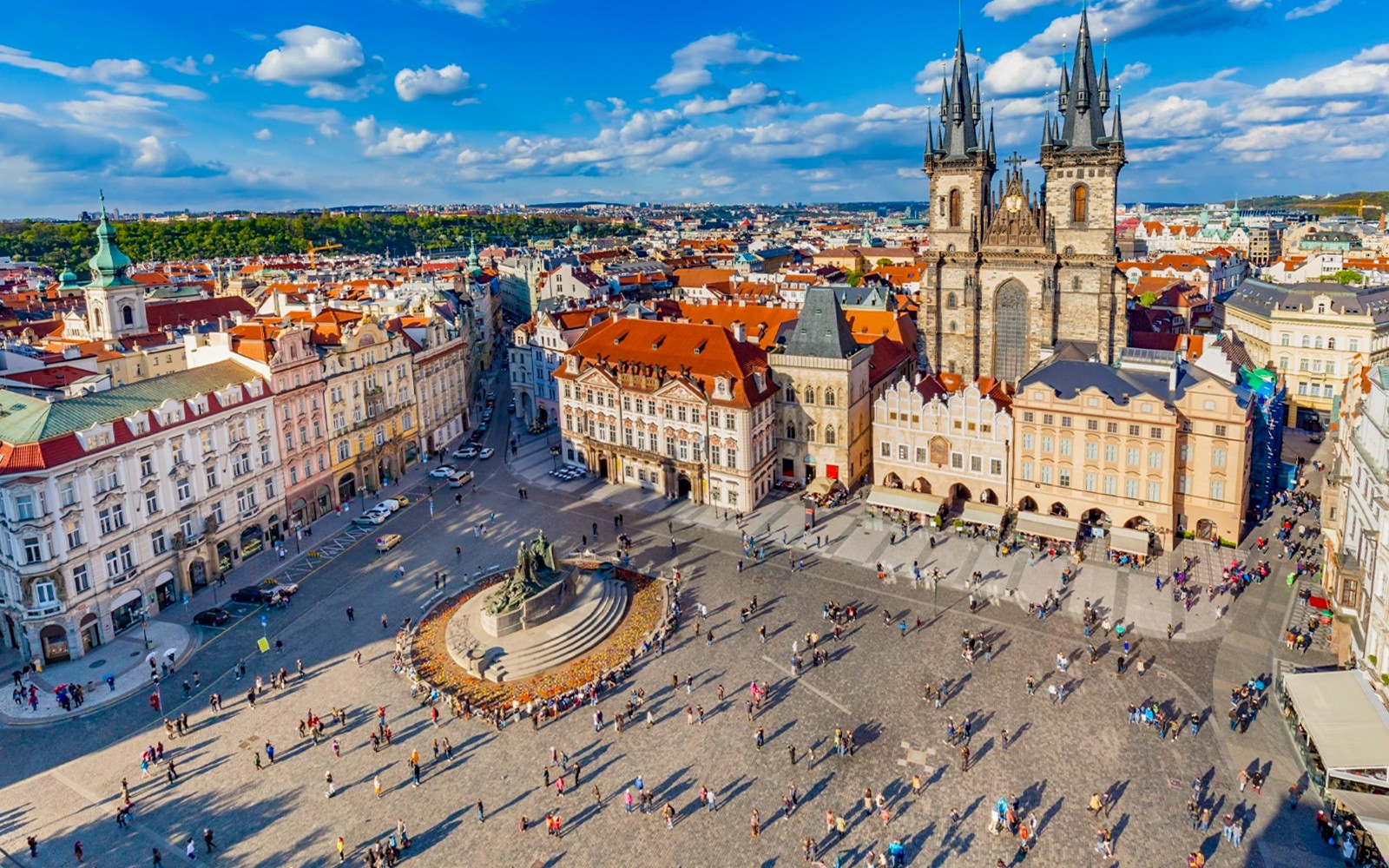 Prague: Old Town and Jewish District Walking Tour