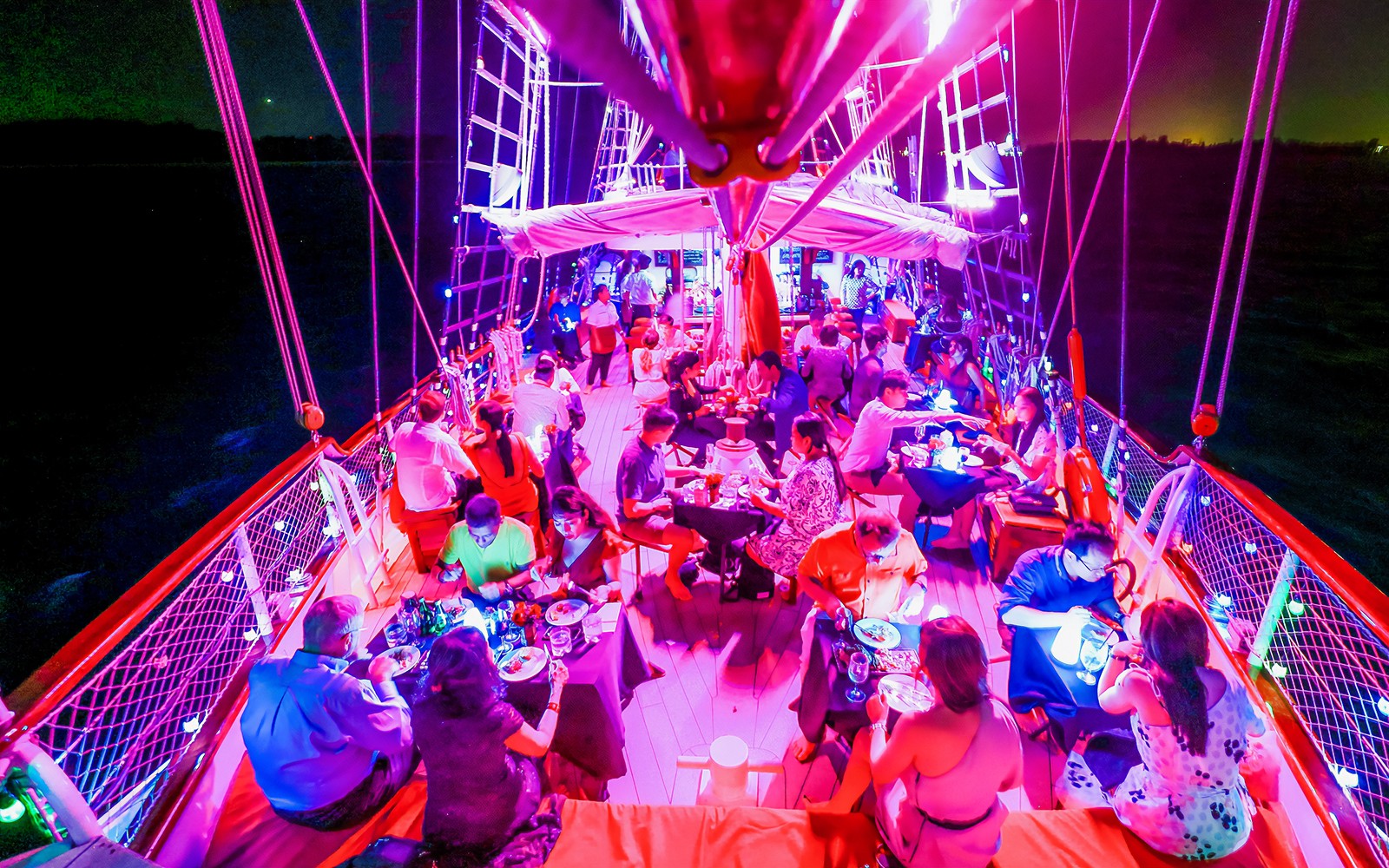 Royal Albatross City Lights Dinner Cruise — gallery 3