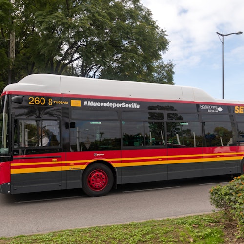 Seville: One-Way Transfer from City Center to Airport — gallery 2