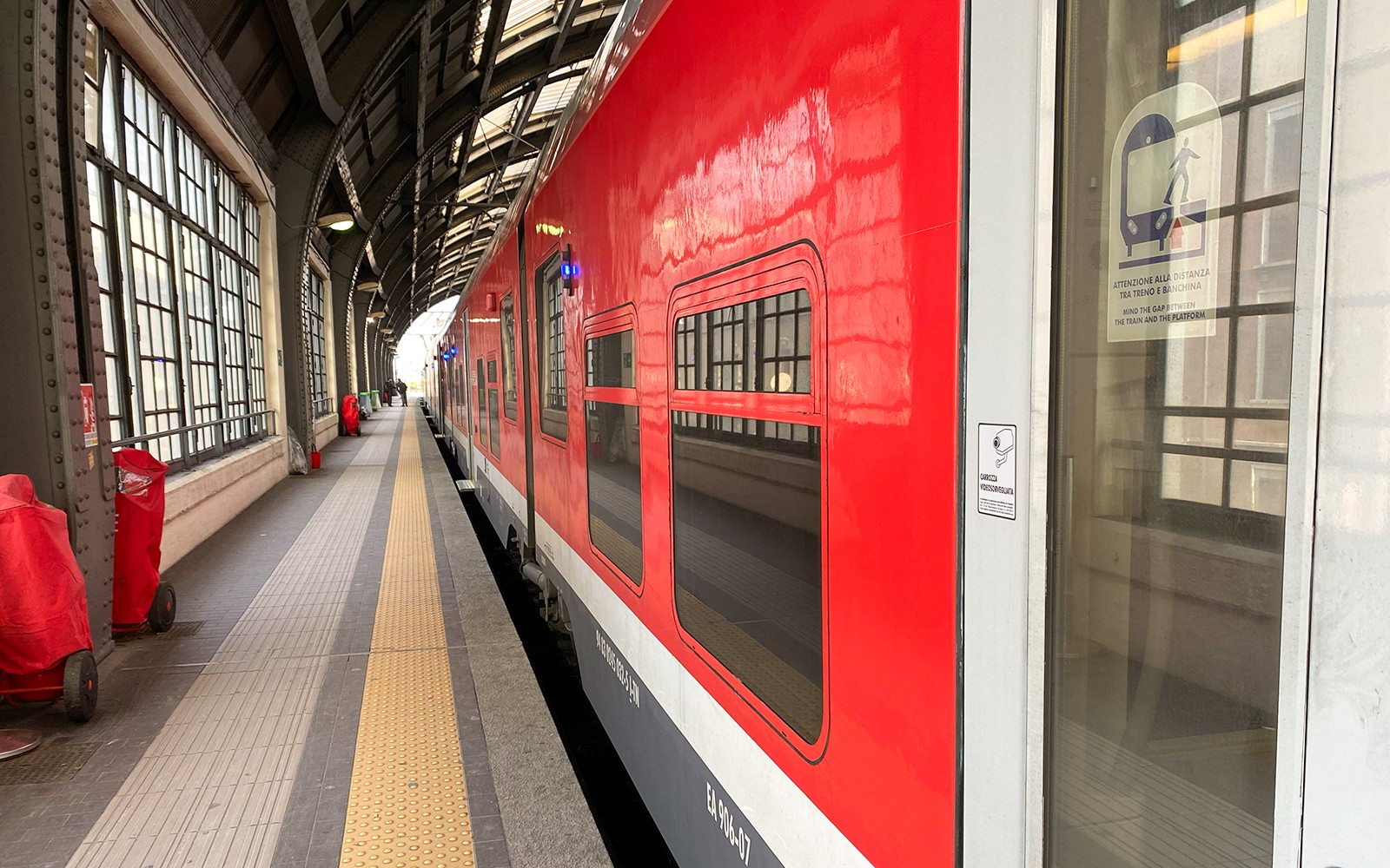 Malpensa Express: One-Way Train Transfers between Malpensa Airport T1/T2 and Central/Cadorna Station 