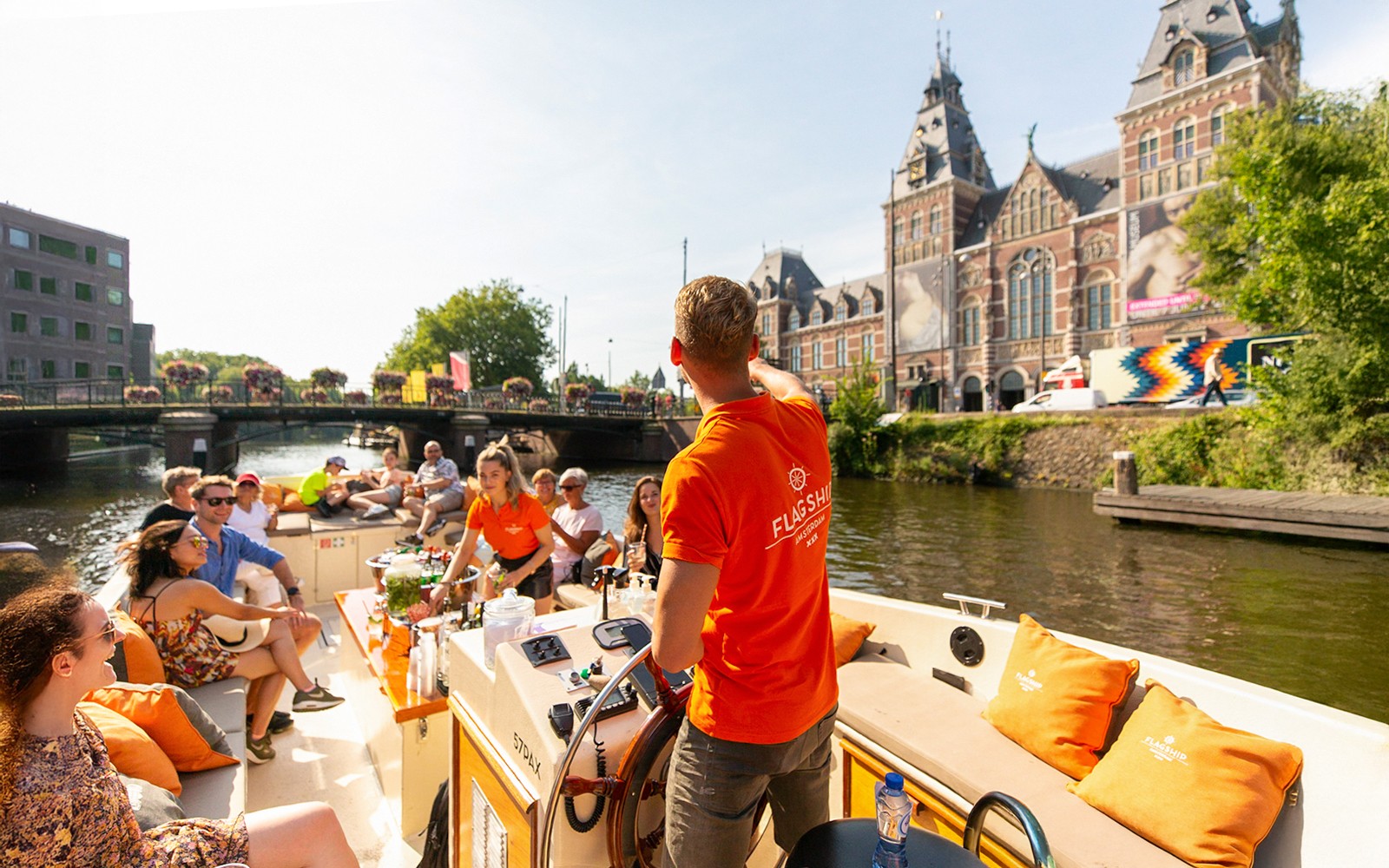 Amsterdam: 1-Hour Luxury Electric Open Boat Cruise with Onboard Bar — gallery 5