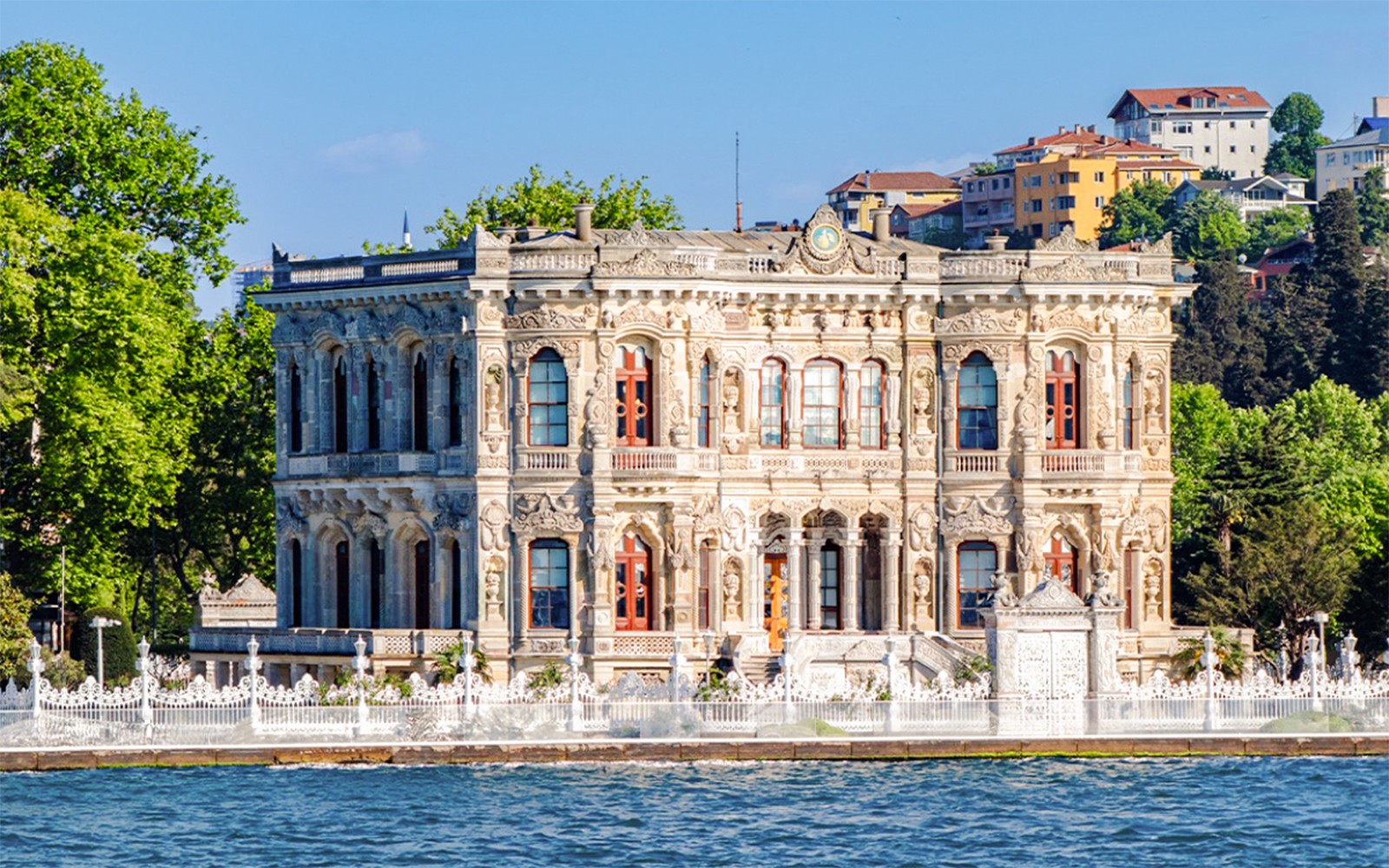 Istanbul: National Palaces Full Pass incl. Dolmabahce Palace